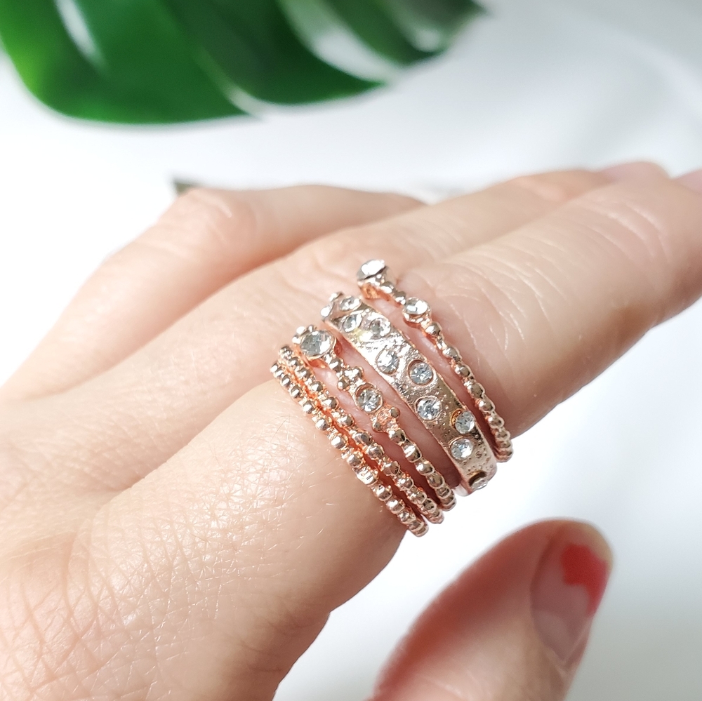 Boho 5 Piece Ring Set Sparkly Crystals Rose Gold - Picture 3 of 5